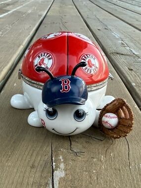 The Bradford Exchange Boston Red Sox Love Bug Music Box